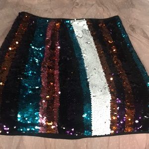 Mini skirt sequined